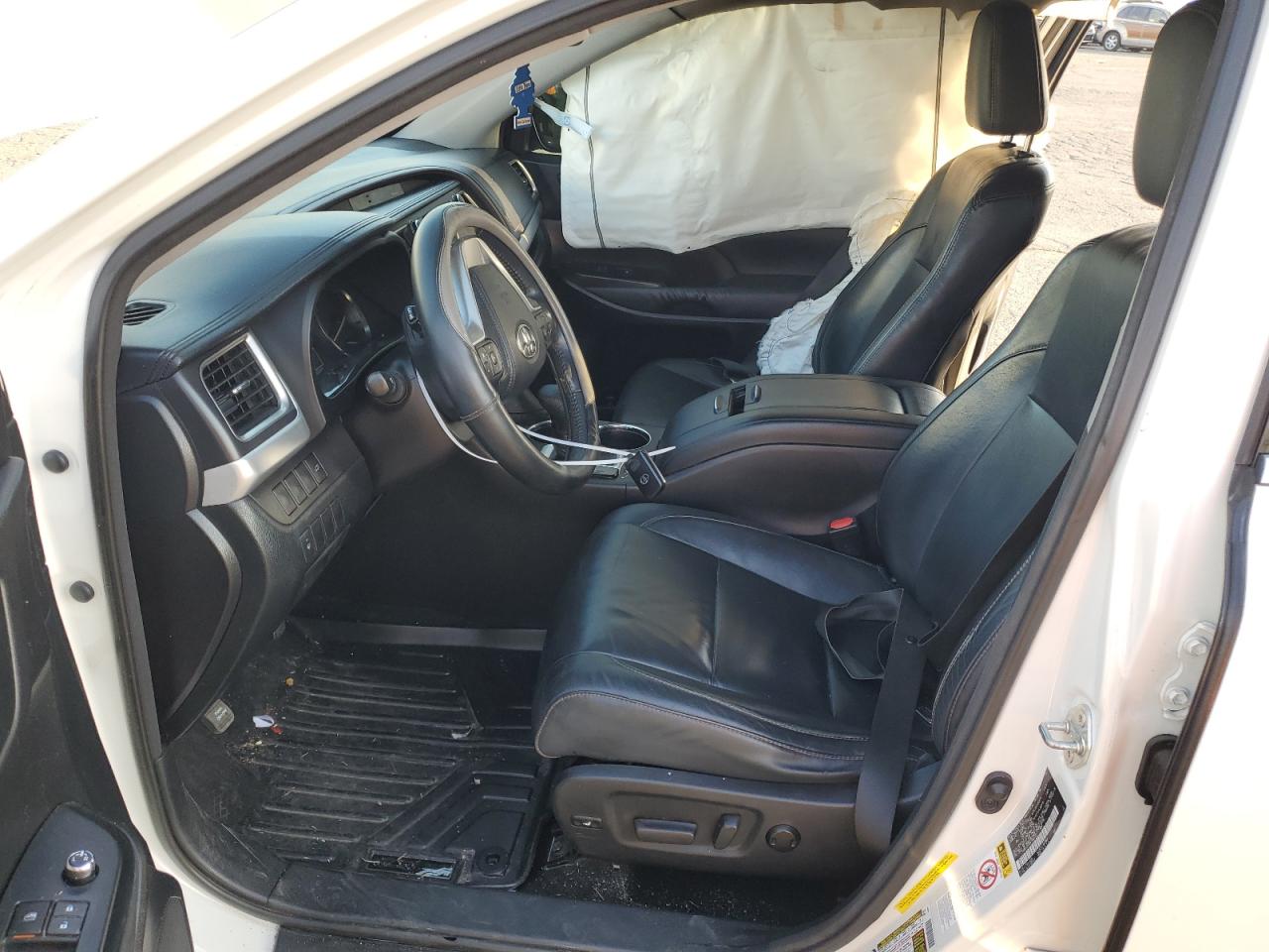 2015 Toyota Highlander Xle VIN: 5TDKKRFH5FS065761 Lot: 64306024