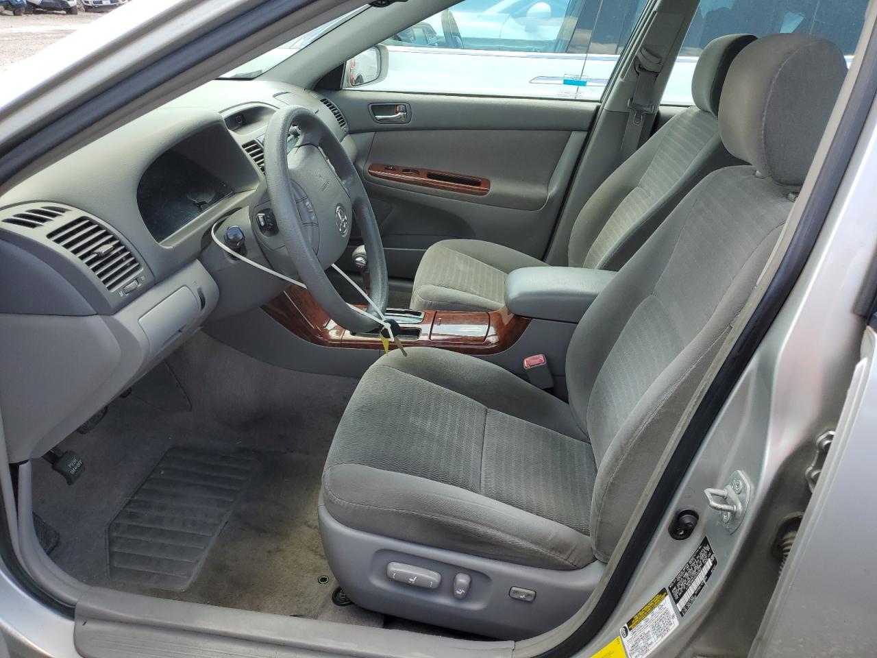 2005 Toyota Camry Le VIN: 4T1BE30K45U500803 Lot: 62805234