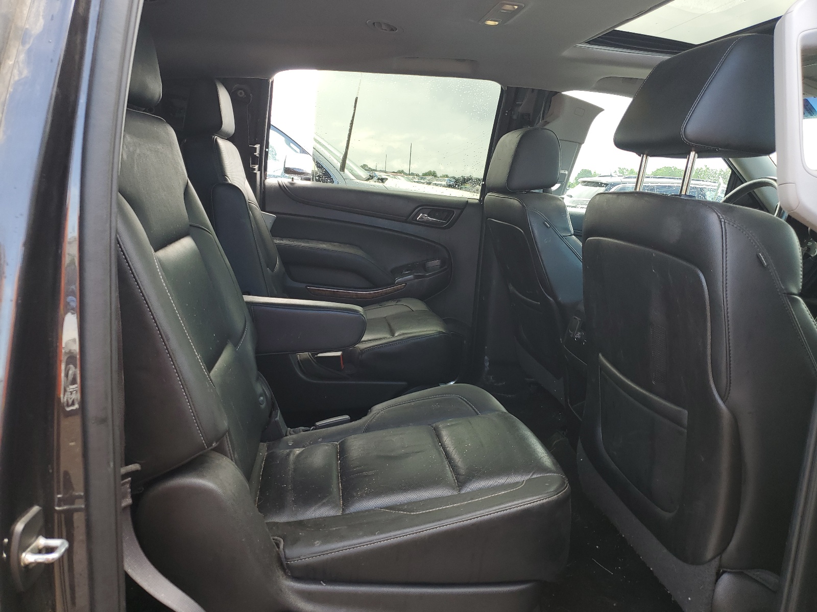 1GNSKJKC3GR389990 2016 Chevrolet Suburban K1500 Ltz