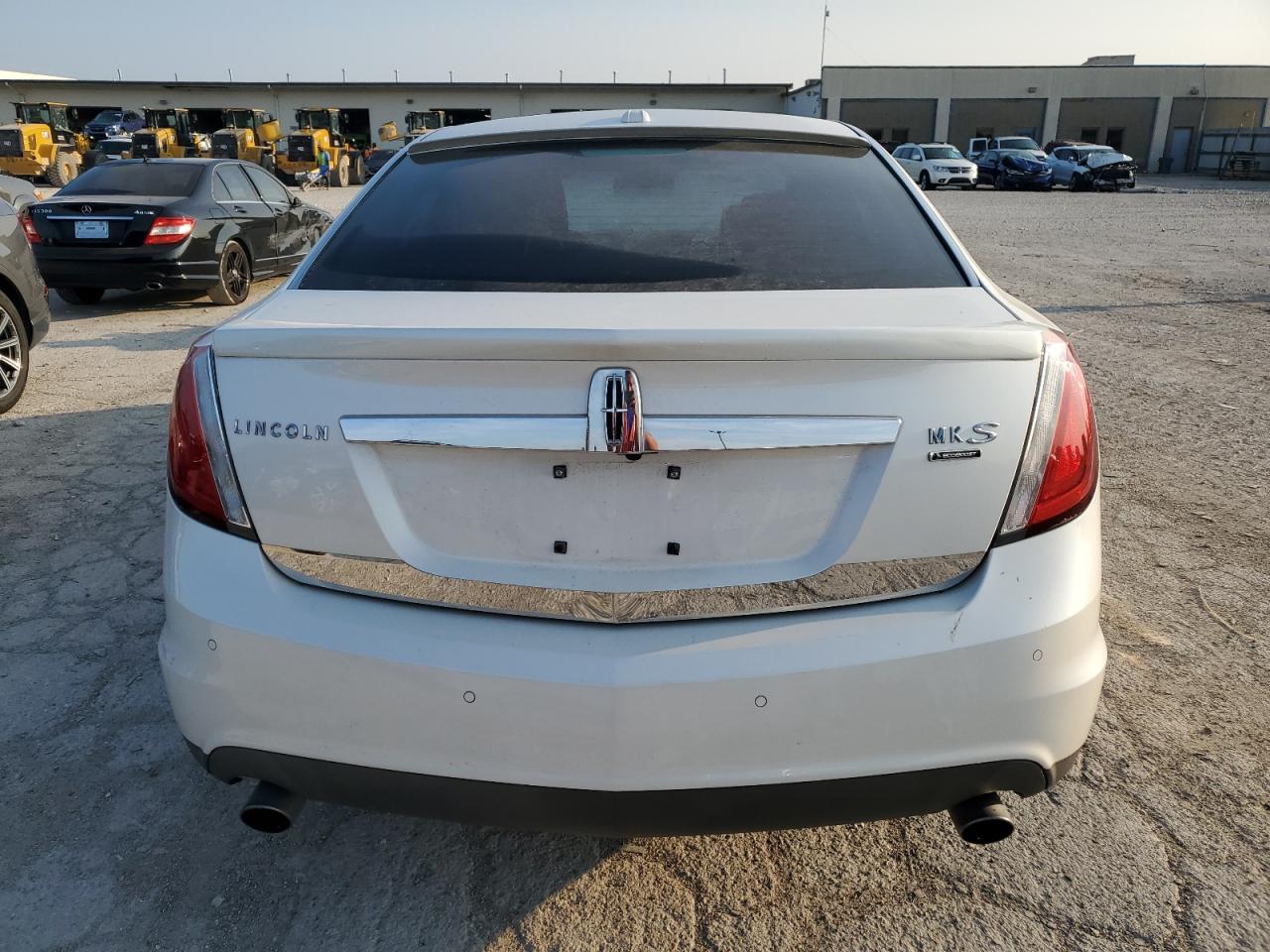 2010 Lincoln Mks VIN: 1LNHL9FT7AG612023 Lot: 64813364