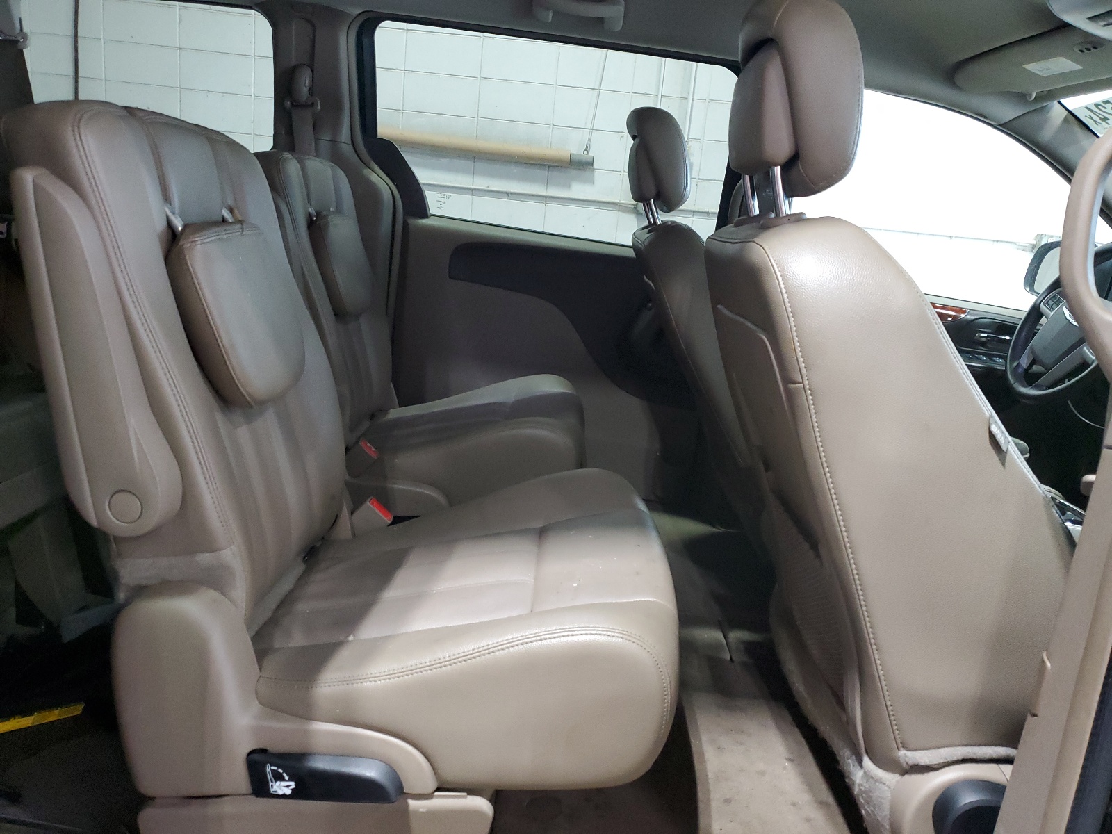 2C4RC1BGXER236229 2014 Chrysler Town & Country Touring