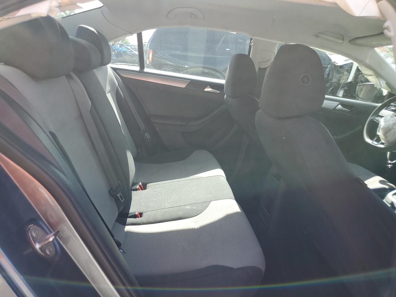 2017 Volkswagen Jetta S VIN: 3VW2B7AJ2HM405575 Lot: 63424854