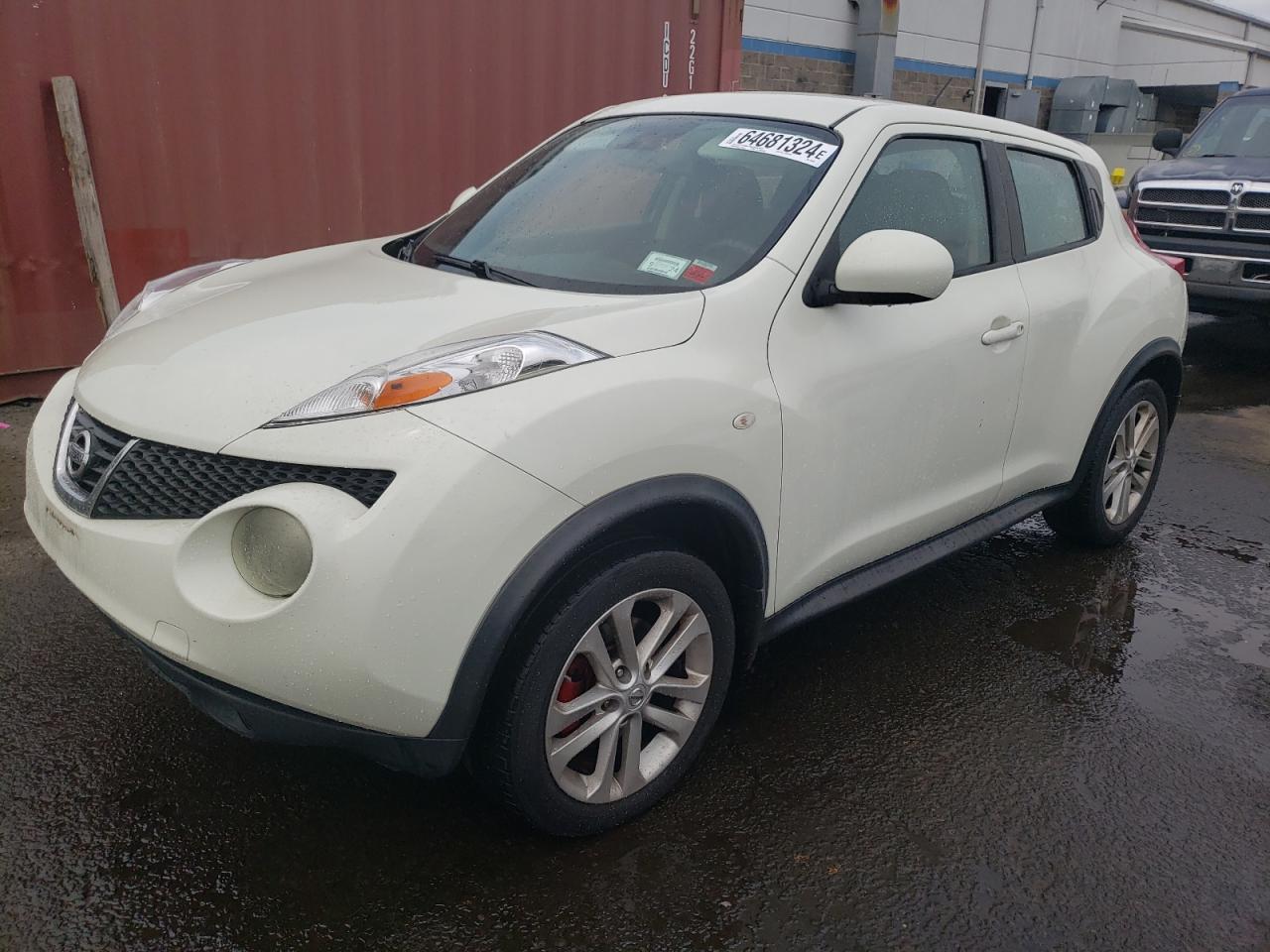 2011 Nissan Juke S VIN: JN8AF5MR8BT002318 Lot: 64681324