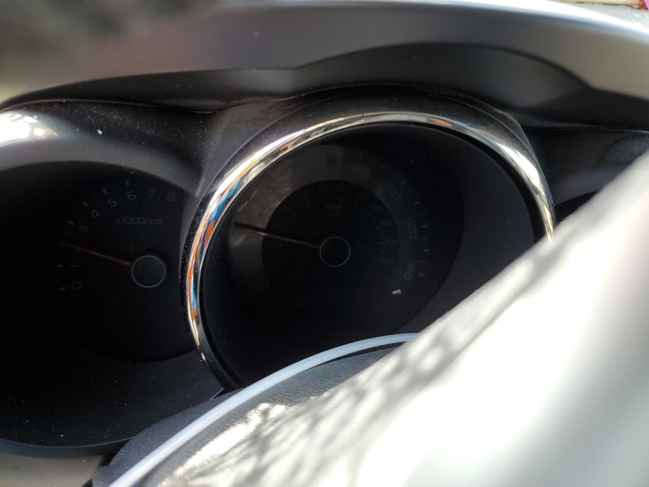 2011 Kia Soul + VIN: KNDJT2A25B7722064 Lot: 62084964