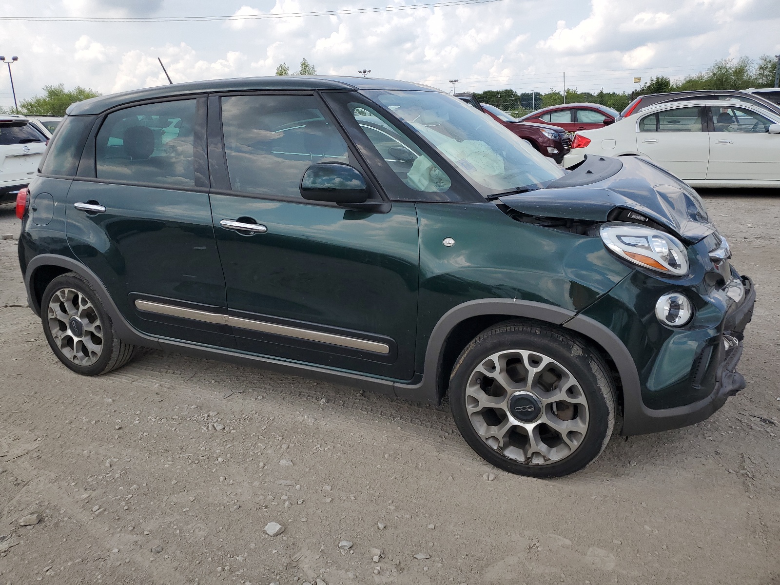 2016 Fiat 500L Trekking vin: ZFBCFADH4GZ038423