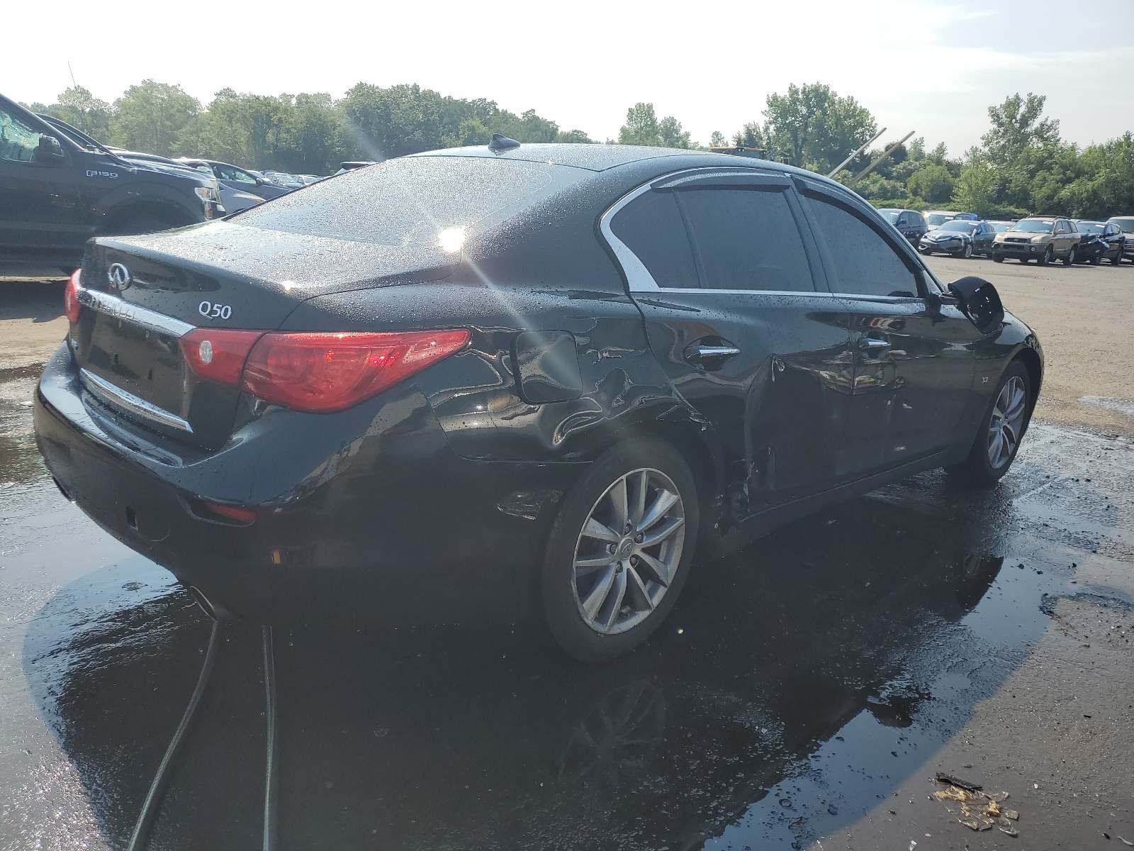 2014 Infiniti Q50 Base vin: JN1BV7AR6EM690680