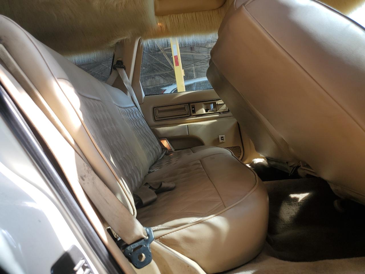 1992 Buick Roadmaster - Image 10