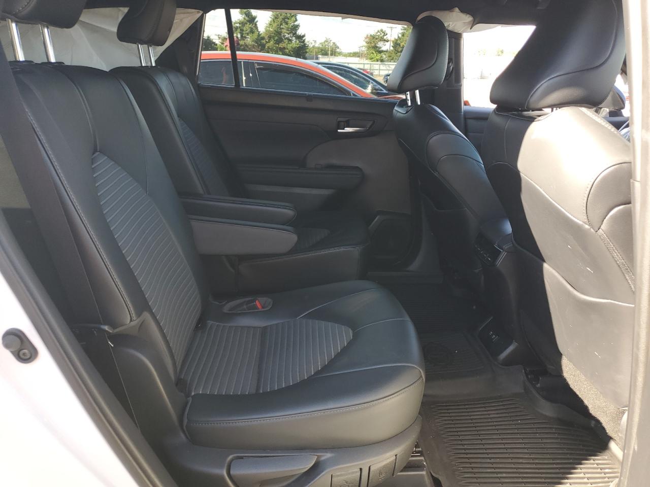 2021 Toyota Highlander Xse VIN: 5TDLZRBH8MS103700 Lot: 61188224