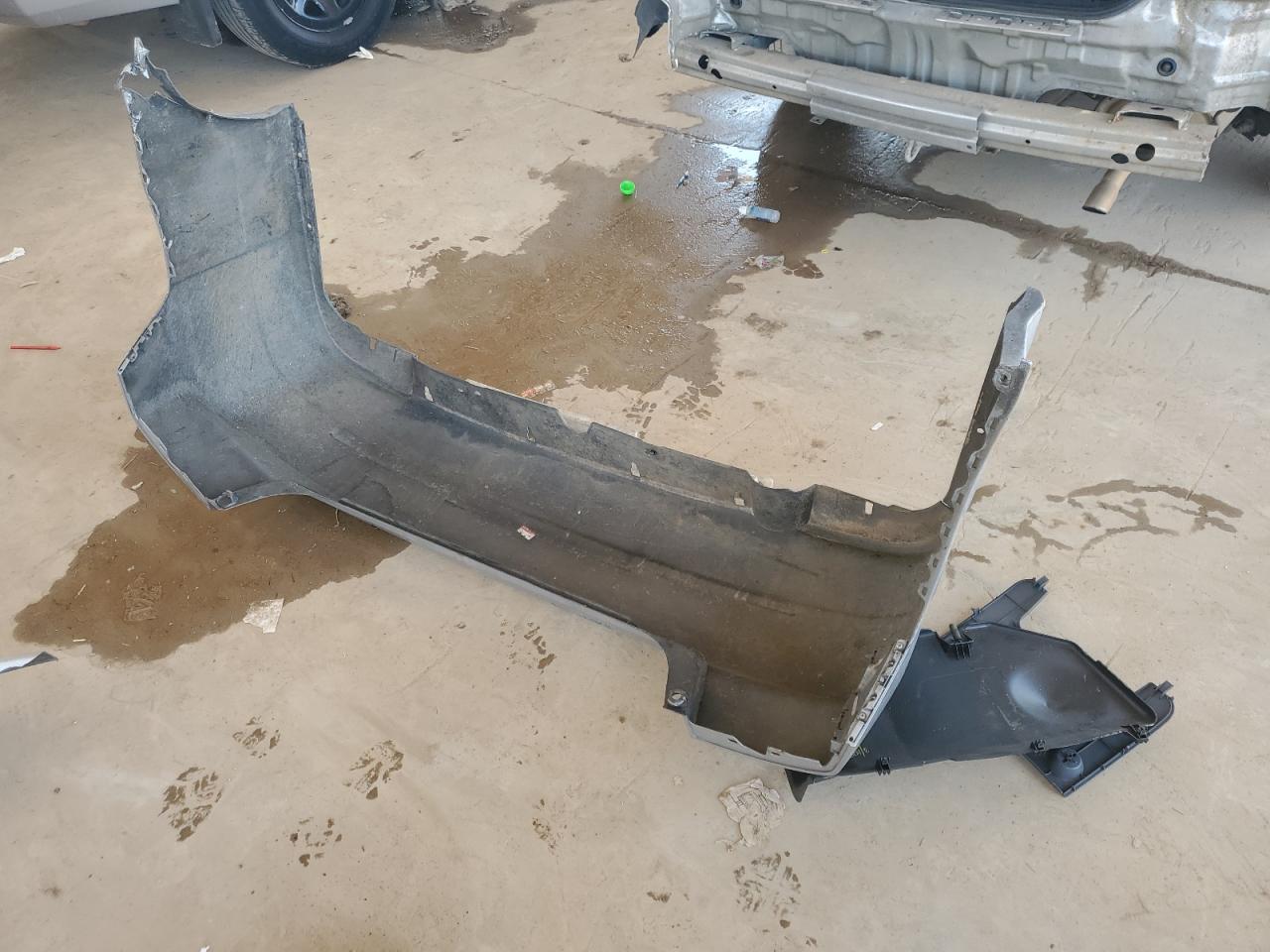 2004 Honda Civic Dx Vp VIN: 1HGES16394L007400 Lot: 63813774