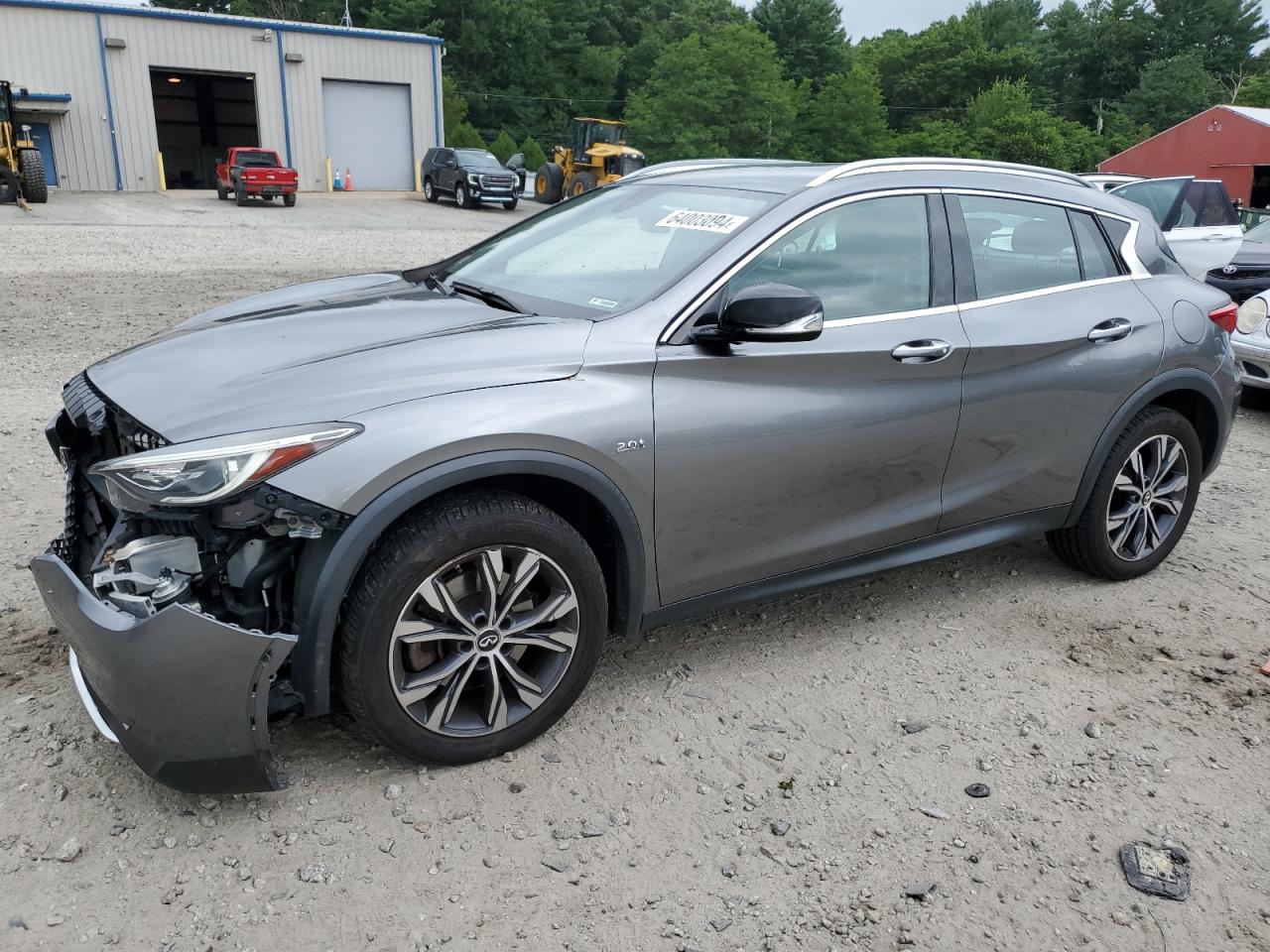 Mendon, MA에서 판매 중인 2017 Infiniti Qx30 Base - Front End