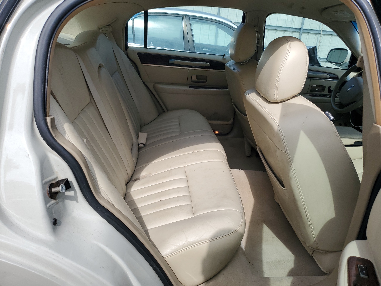 1LNHM81V26Y646291 2006 Lincoln Town Car Signature