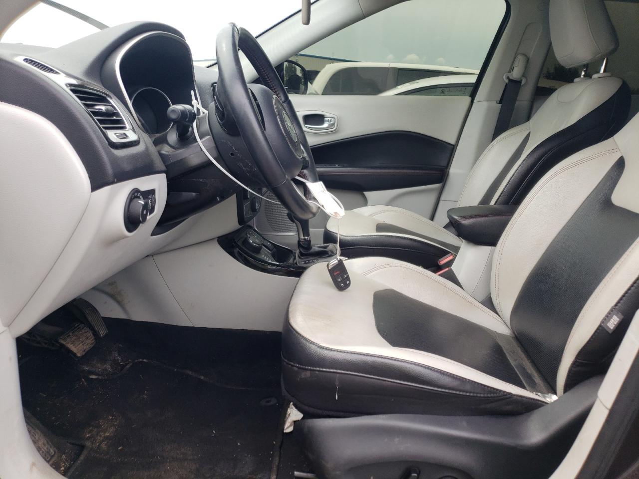 2018 Jeep Compass Limited VIN: 3C4NJDCB0JT483243 Lot: 61742804