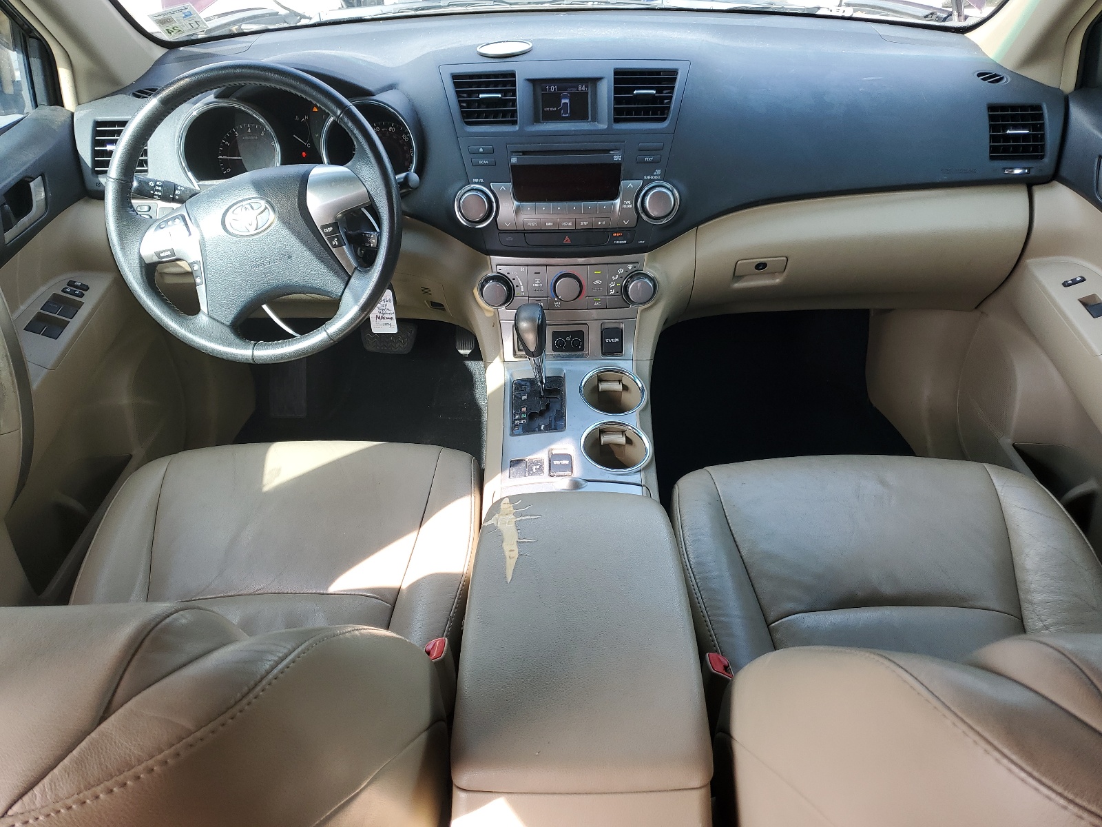 5TDZK3EH7BS031876 2011 Toyota Highlander Base