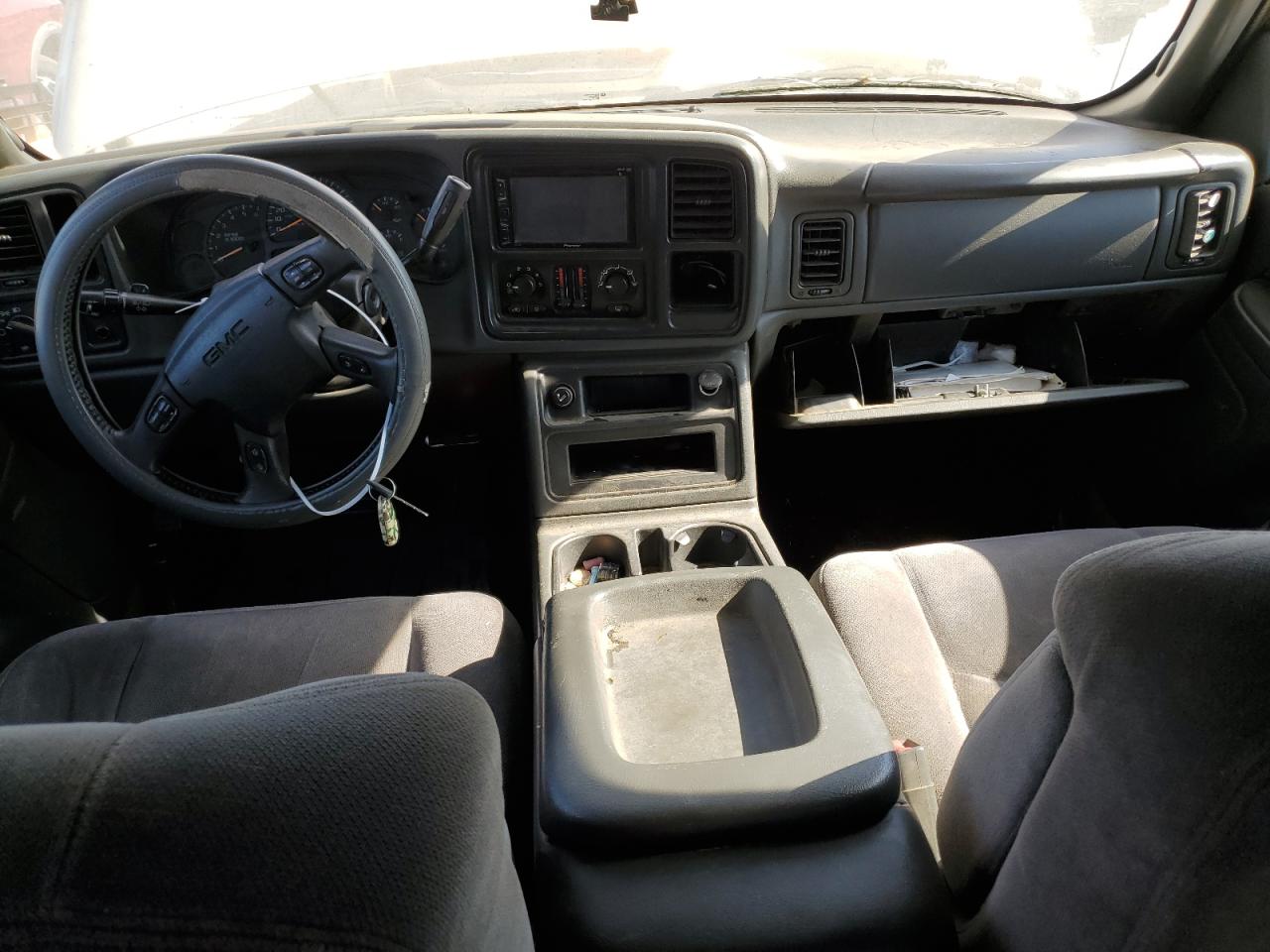 2005 GMC New Sierra C1500 VIN: 1GTEC19T25Z357635 Lot: 63545554