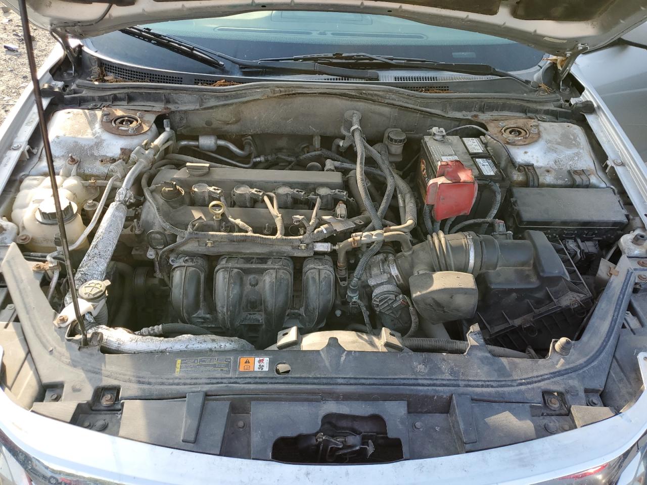 2011 Ford Fusion Se VIN: 3FAHP0HA7BR170585 Lot: 62721624