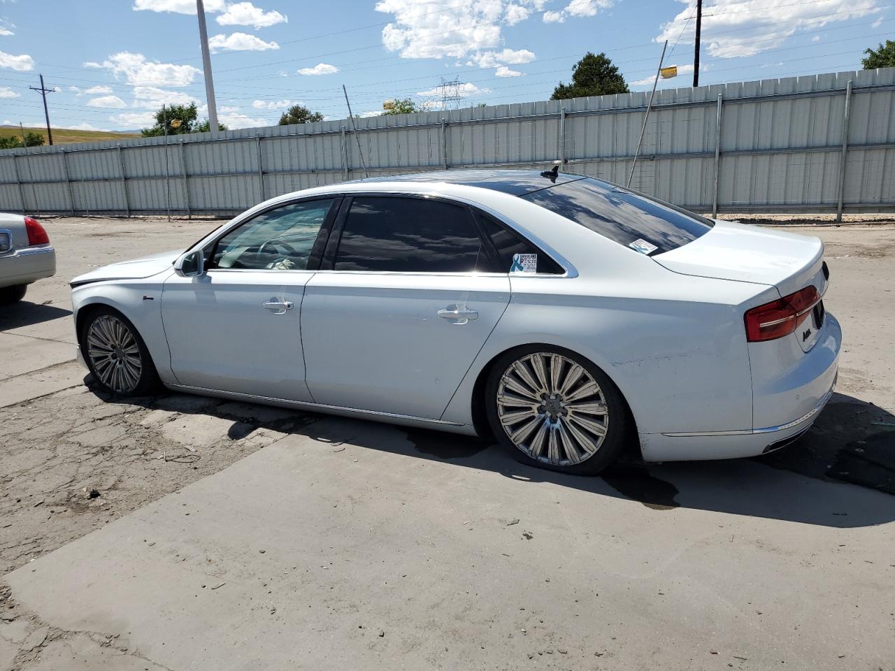 WAU3GAFDXFN032147 2015 AUDI A8 - Image 2