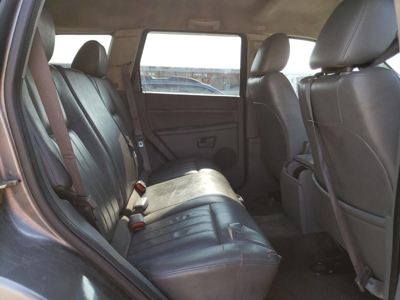 2007 Jeep Grand Cherokee Laredo VIN: 1J8GR48K27C605253 Lot: 64450394