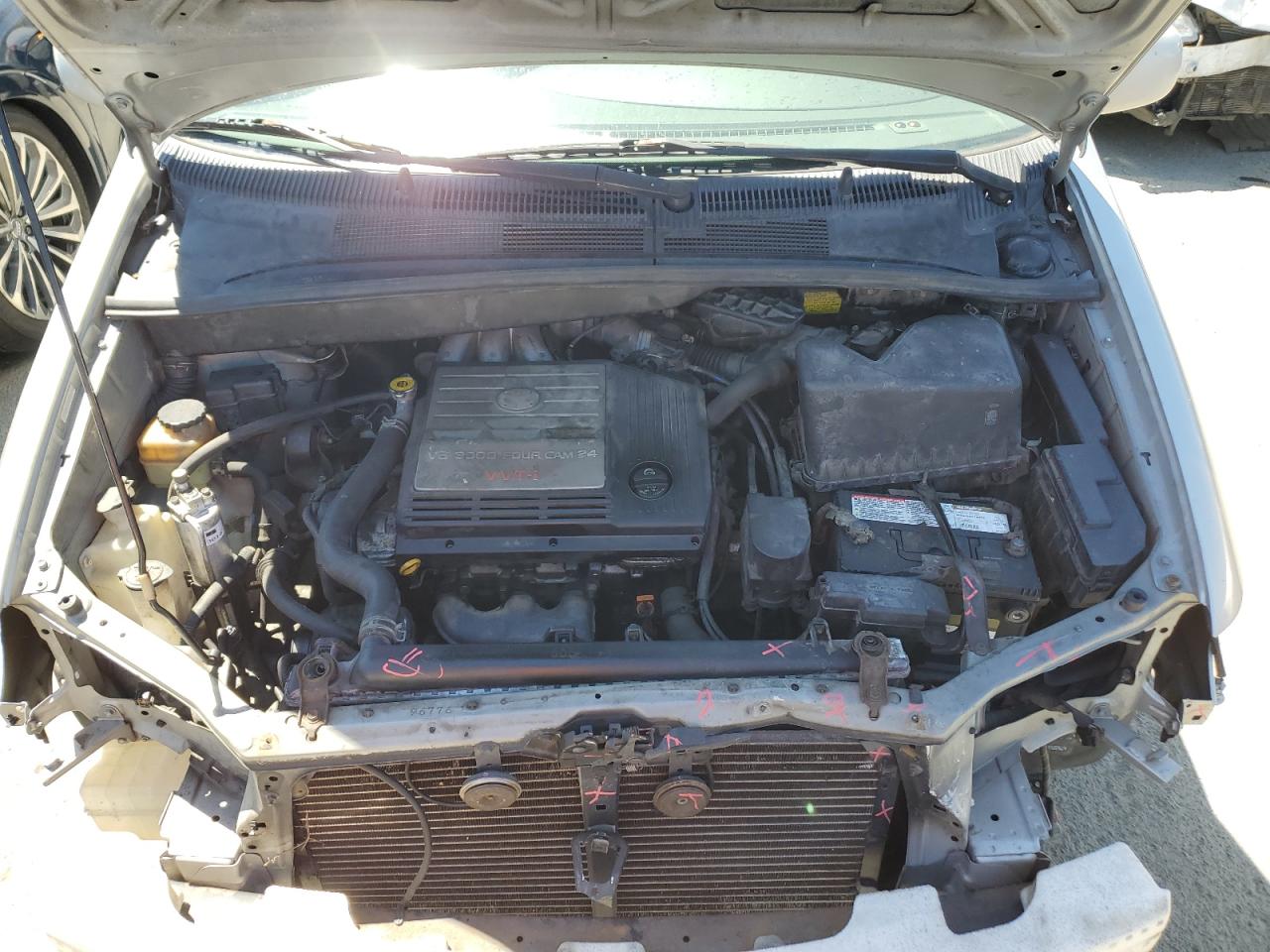 2002 Toyota Sienna Le VIN: 4T3ZF13C72U436604 Lot: 63413434