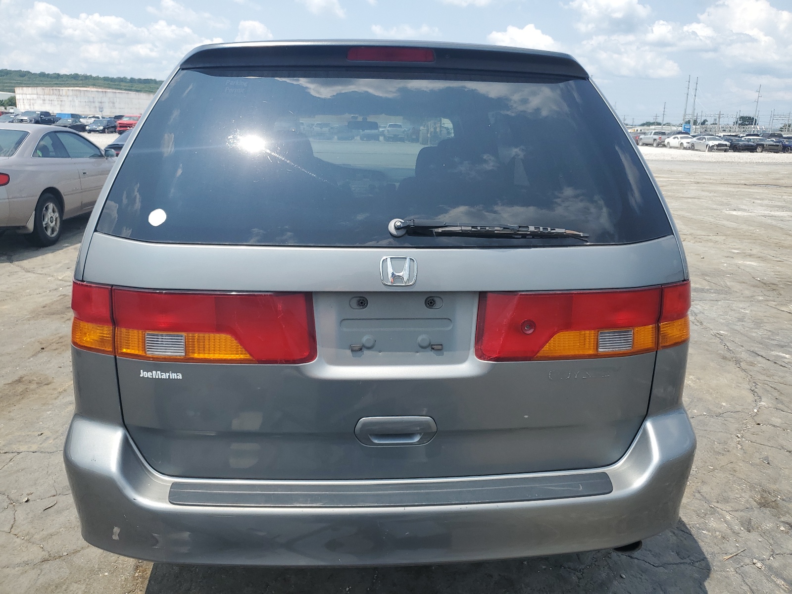 5FNRL185X2B033208 2002 Honda Odyssey Lx