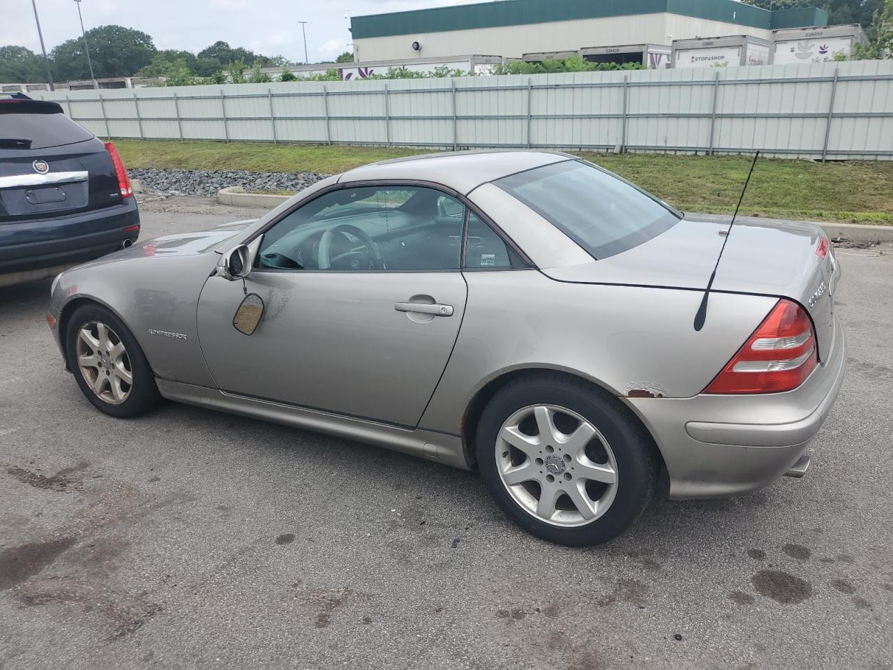 2003 Mercedes-Benz Slk 230 Kompressor VIN: WDBKK49F83F277738 Lot: 63711834