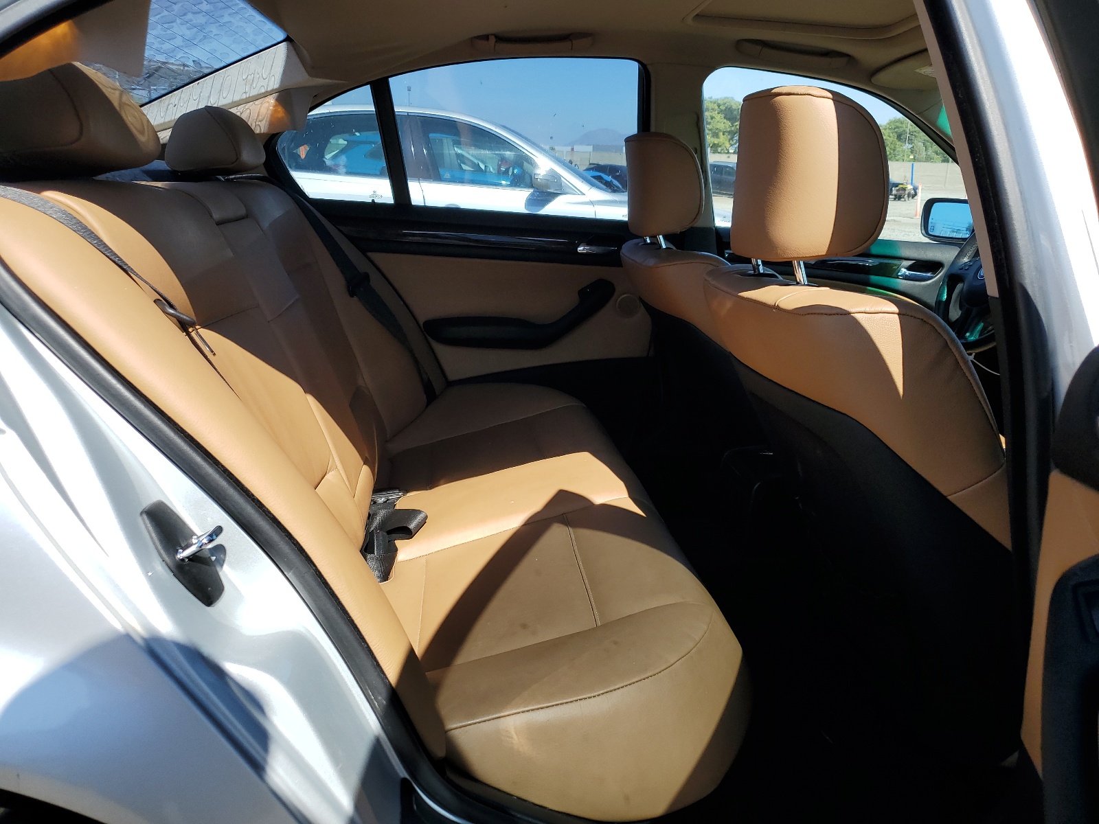 WBAEU33402PF66938 2002 BMW 325 Xi