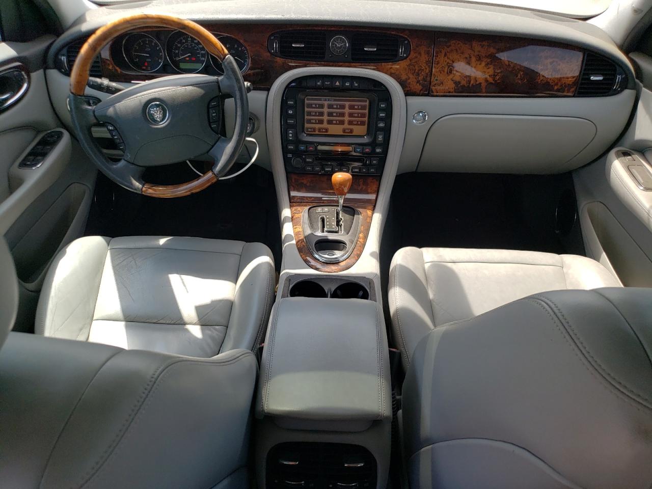 2005 Jaguar Xj8 L VIN: SAJWA79C85SG40776 Lot: 64092434