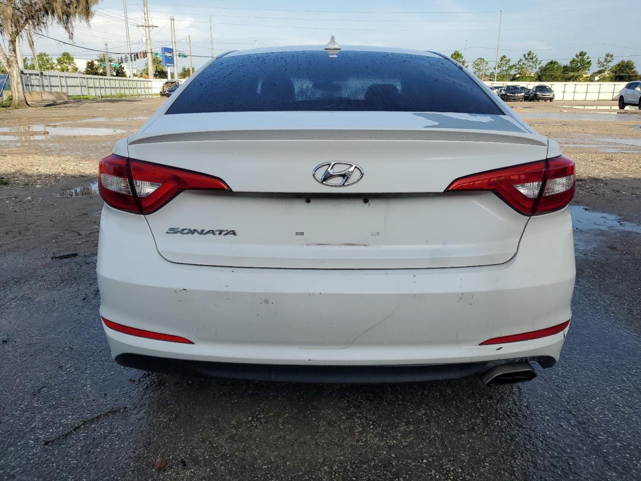 2017 Hyundai Sonata Se VIN: 5NPE24AF1HH532463 Lot: 64590934