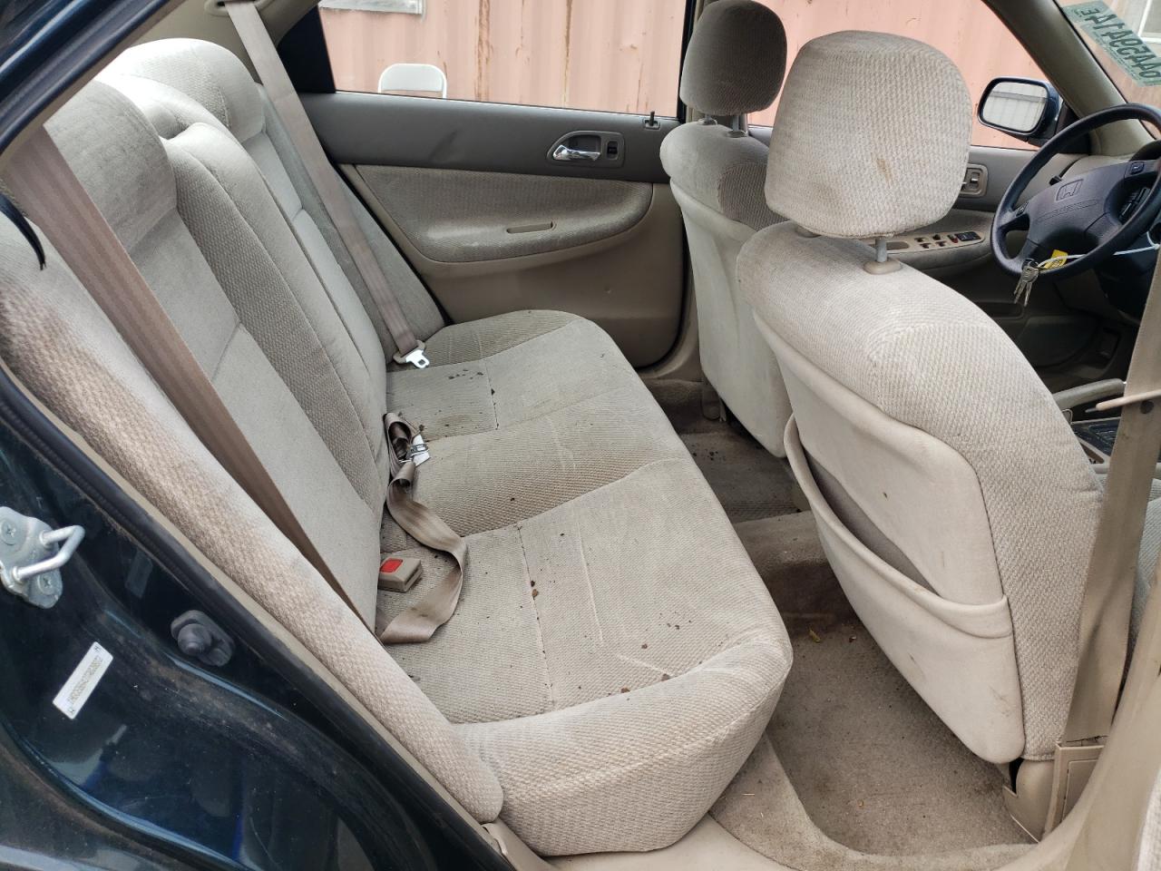 1996 Honda Accord Lx VIN: 1HGCE6643TA028872 Lot: 64459414