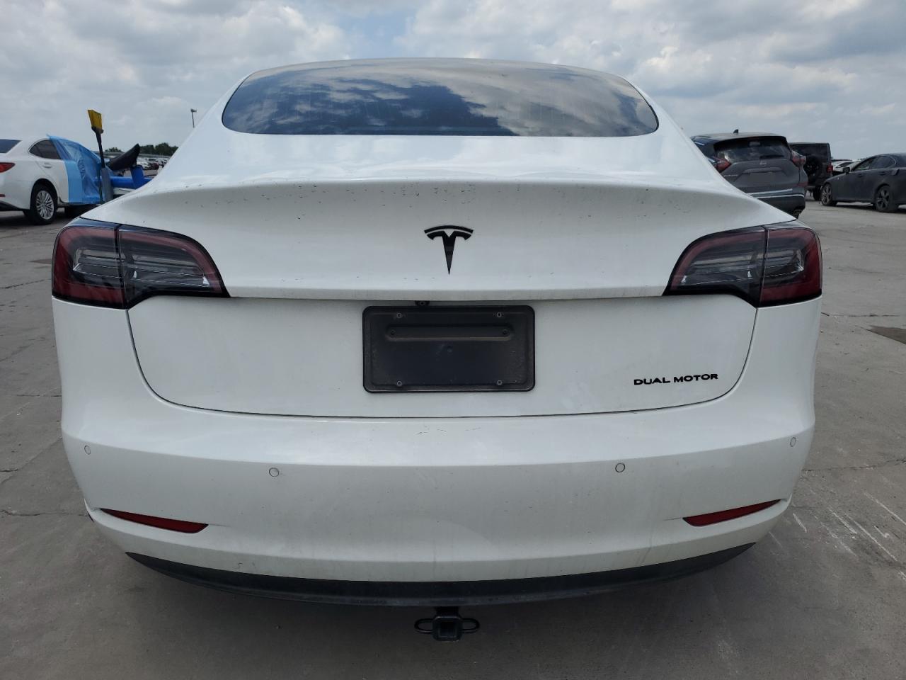 5YJ3E1EBXKF454663 2019 Tesla Model 3