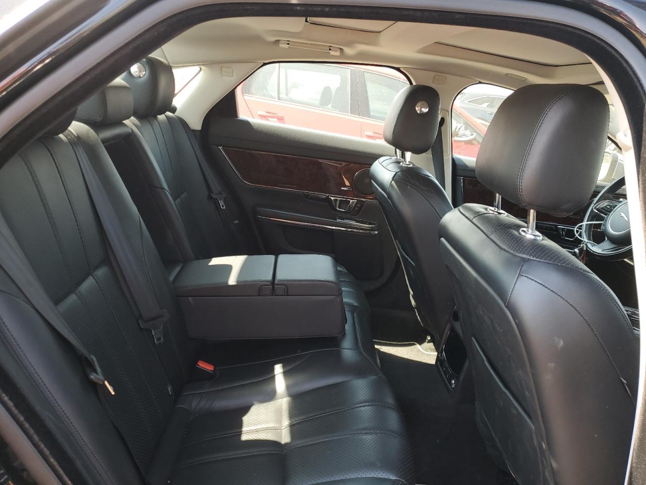 2015 Jaguar Xj VIN: SAJWJ1CD1F8V82875 Lot: 63503064