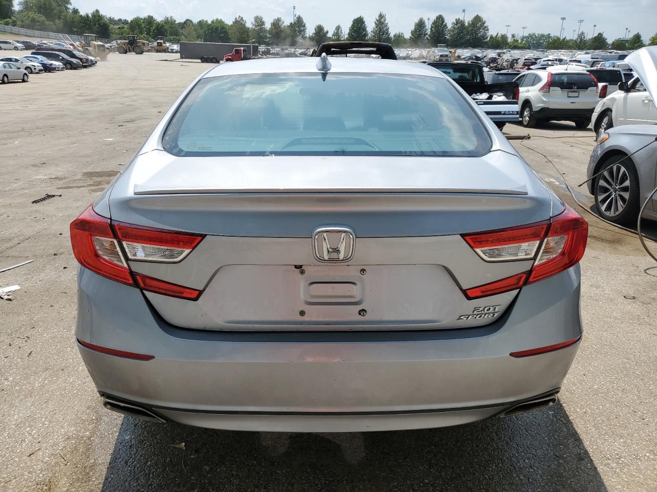 1HGCV2F3XJA009250 2018 Honda Accord Sport