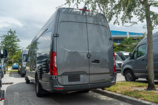  MERCEDES-BENZ SPRINTER 2022 Серый