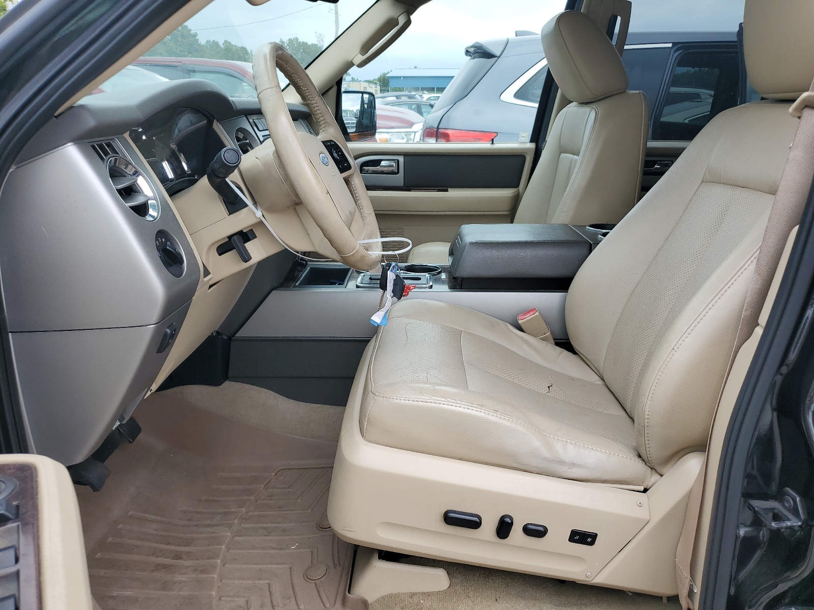 1FMJU1H55EEF03074 2014 Ford Expedition Xlt