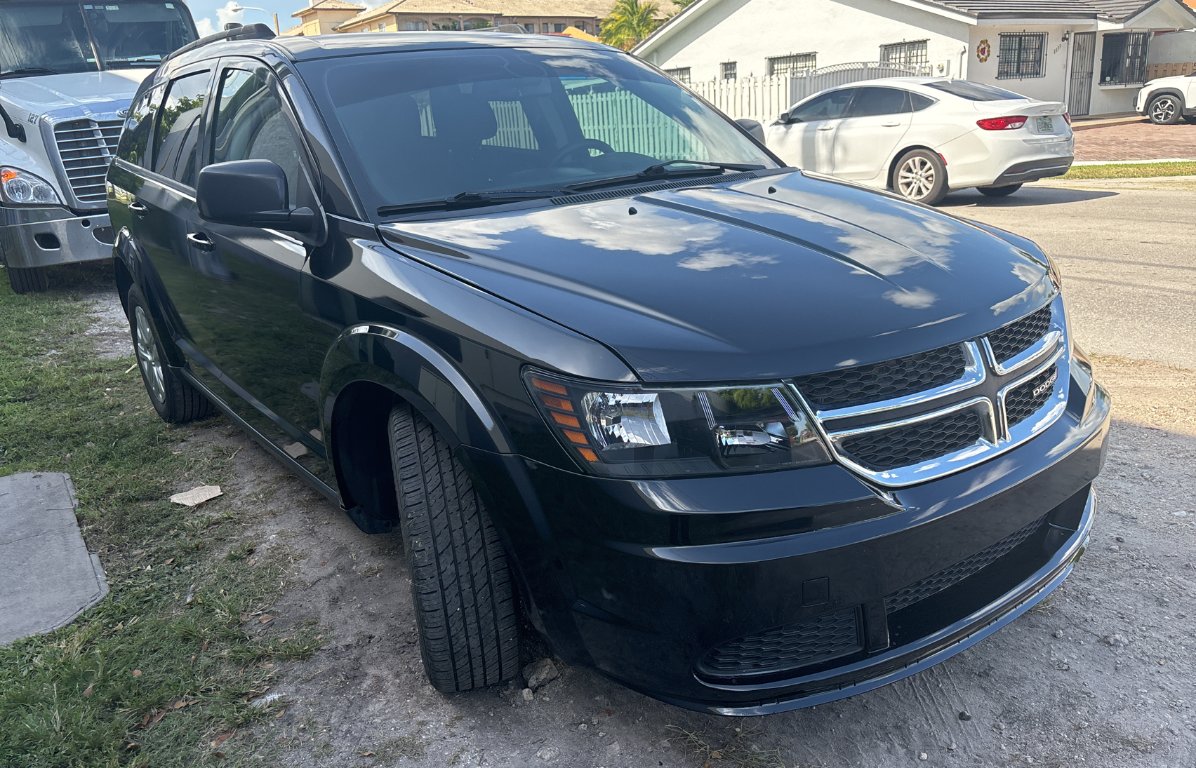 2018 Dodge Journey Se vin: 3C4PDCAB8JT426950