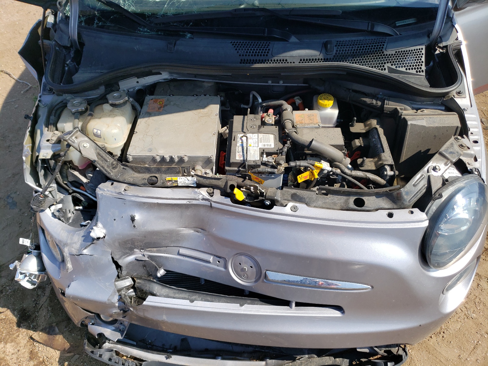 3C3CFFGE2JT374957 2018 Fiat 500 Electric