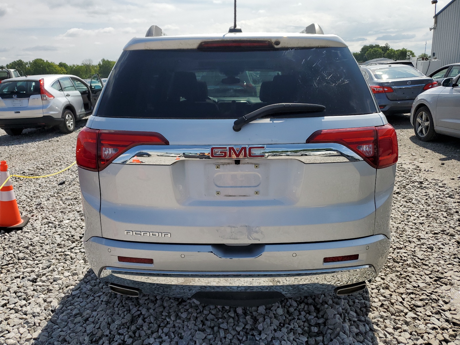 1GKKNPLS0HZ146331 2017 GMC Acadia Denali