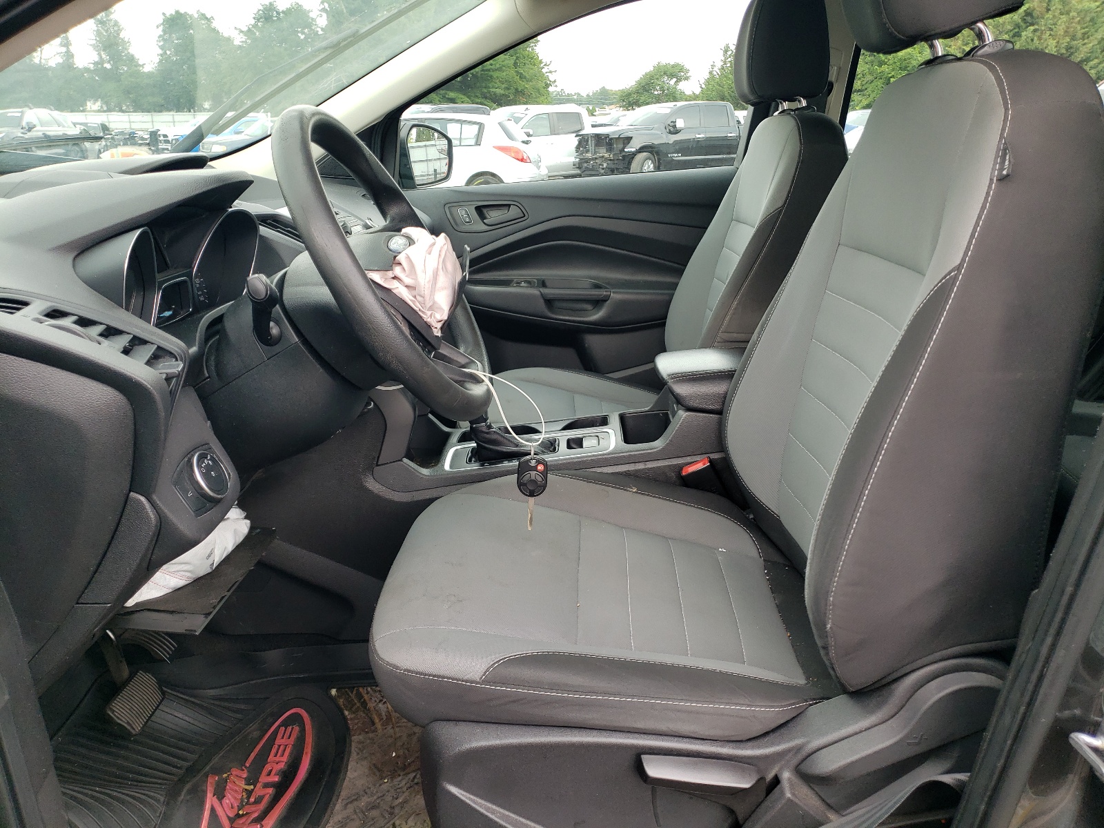 1FMCU0F75HUE13294 2017 Ford Escape S