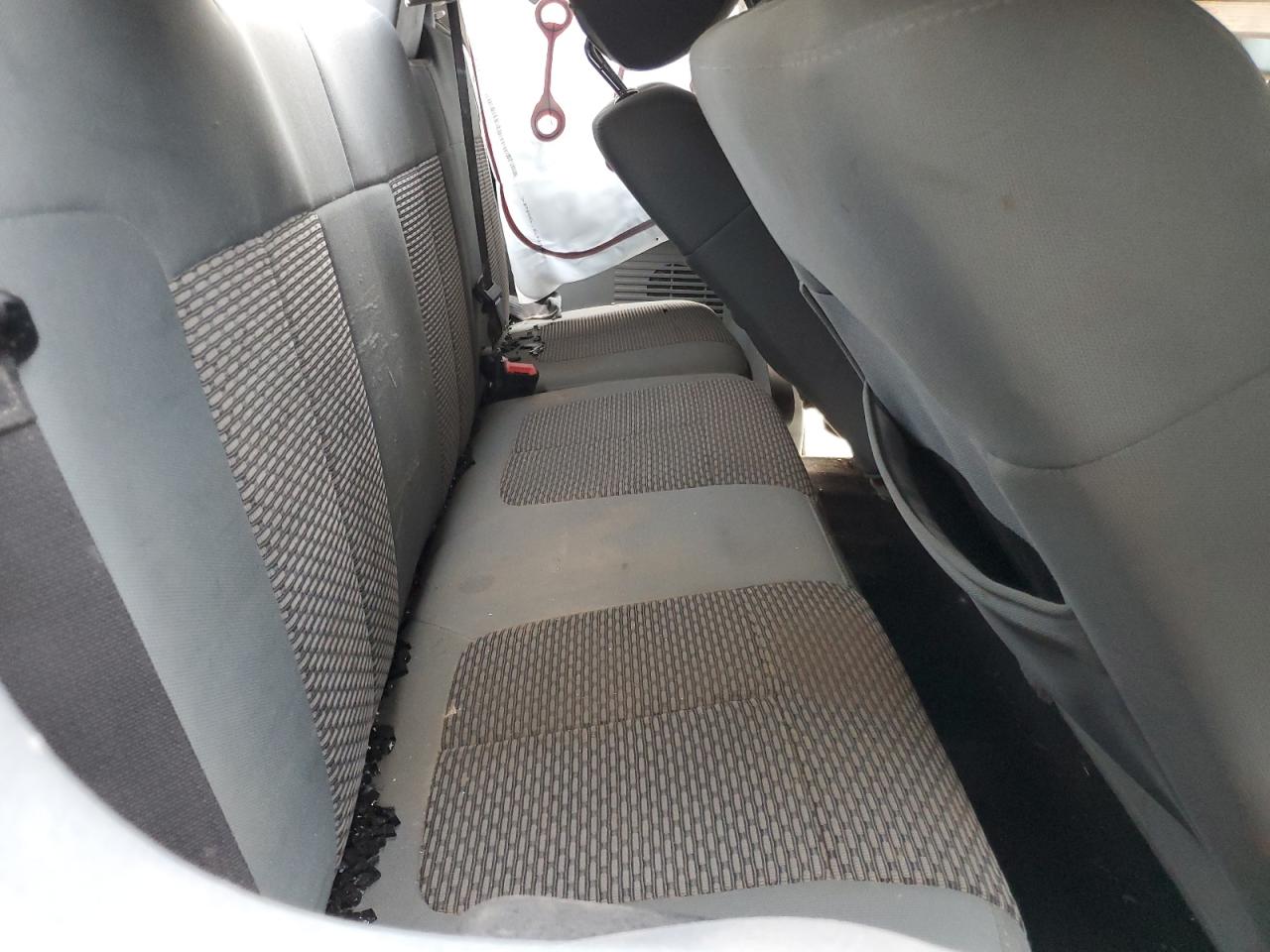 2012 Ford F250 - Image 11