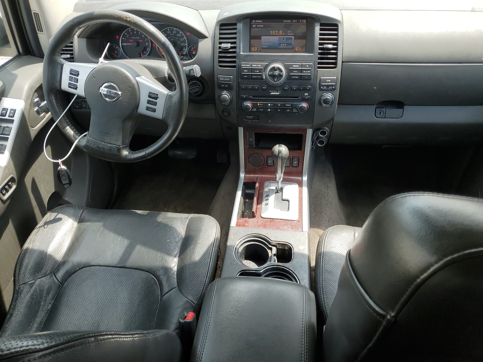 5N1AR1NN9BC602705 2011 Nissan Pathfinder S