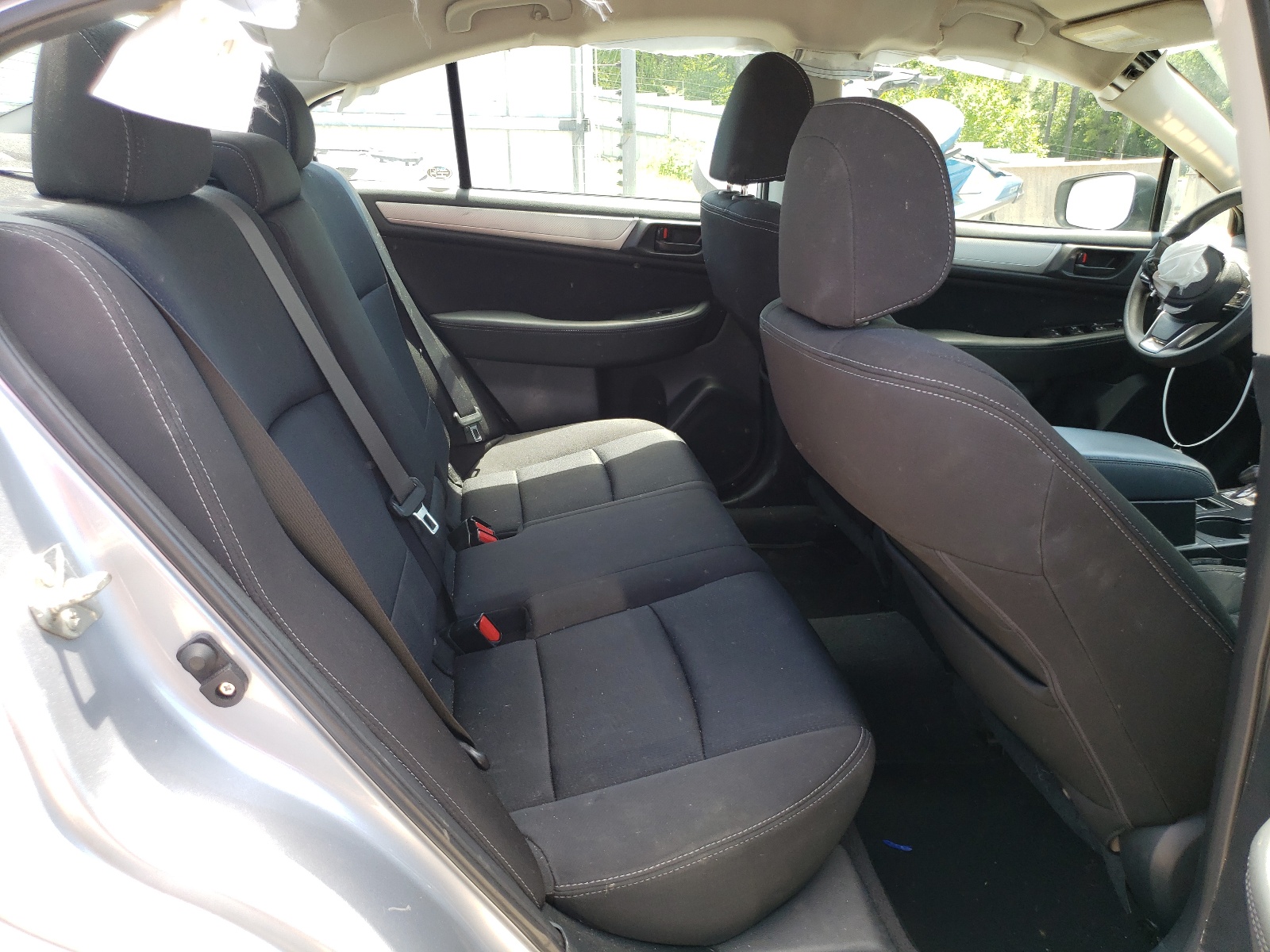 4S3BNAB61J3019643 2018 Subaru Legacy 2.5I