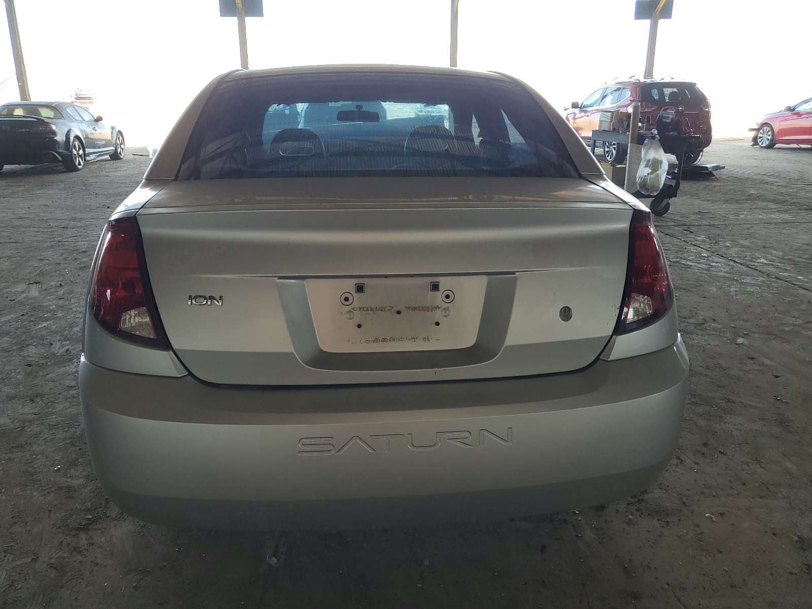 1G8AZ52F75Z140004 2005 Saturn Ion Level 2