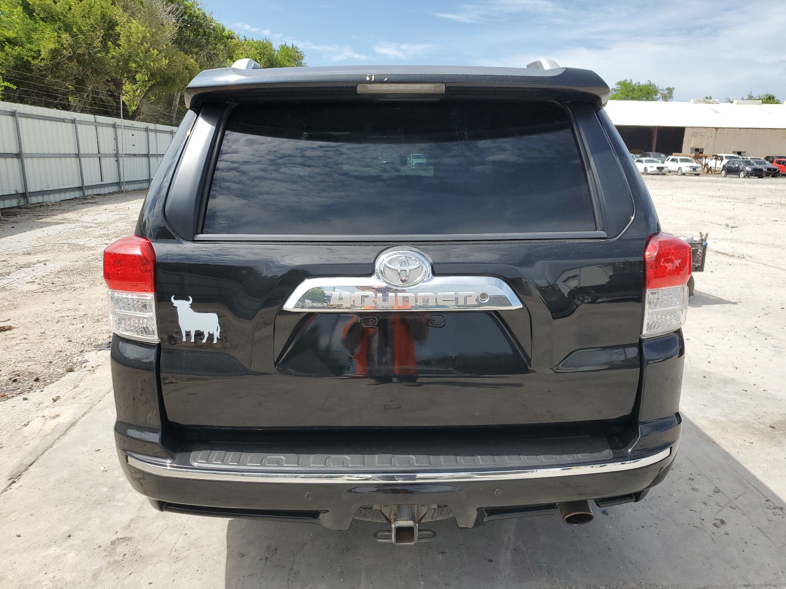 JTEZU5JR3B5015566 2011 Toyota 4Runner Sr5