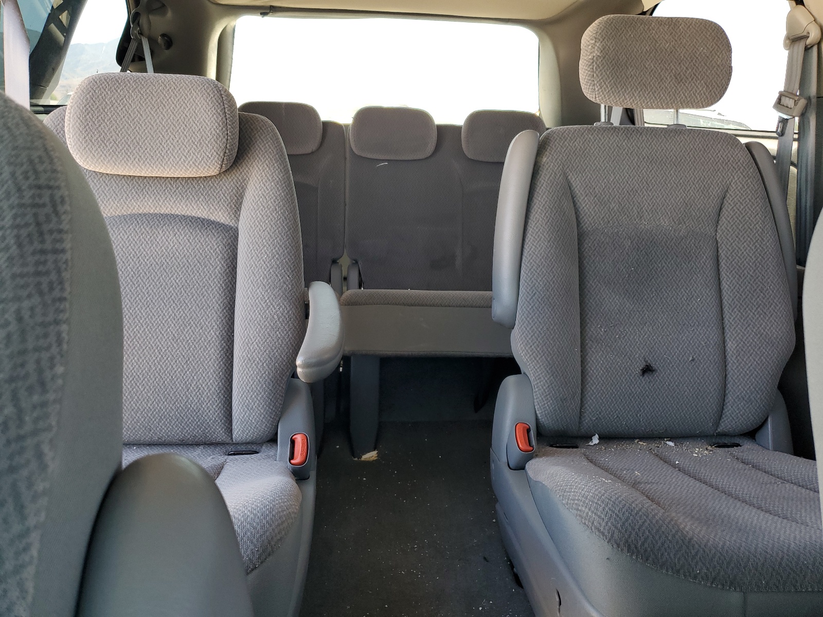 2C4GP54L95R180569 2005 Chrysler Town & Country Touring