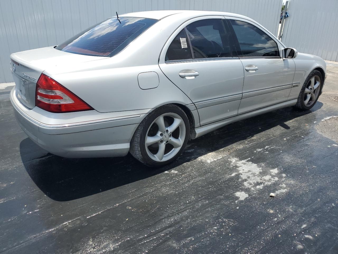 2005 Mercedes-Benz C 230K Sport Sedan VIN: WDBRF40JX5F621870 Lot: 64609264