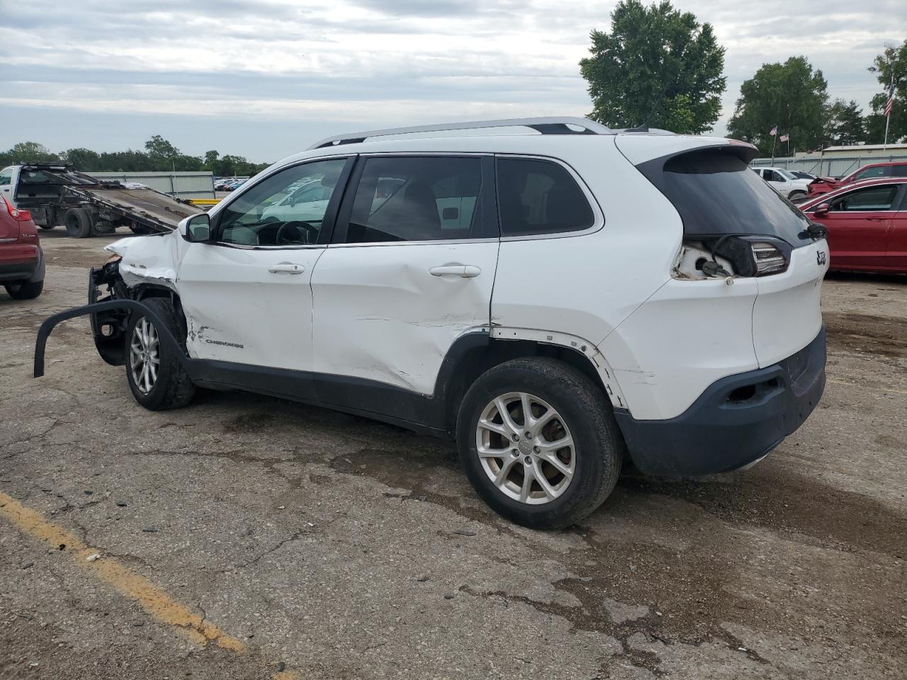 2015 Jeep Grand Cherokee - Image 2