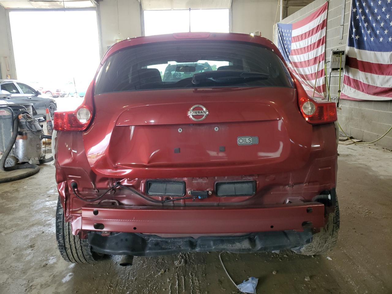 2014 Nissan Juke S VIN: JN8AF5MR7ET452806 Lot: 61549454