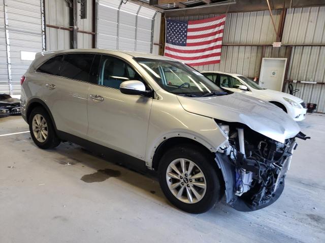  KIA SORENTO 2019 Srebrny