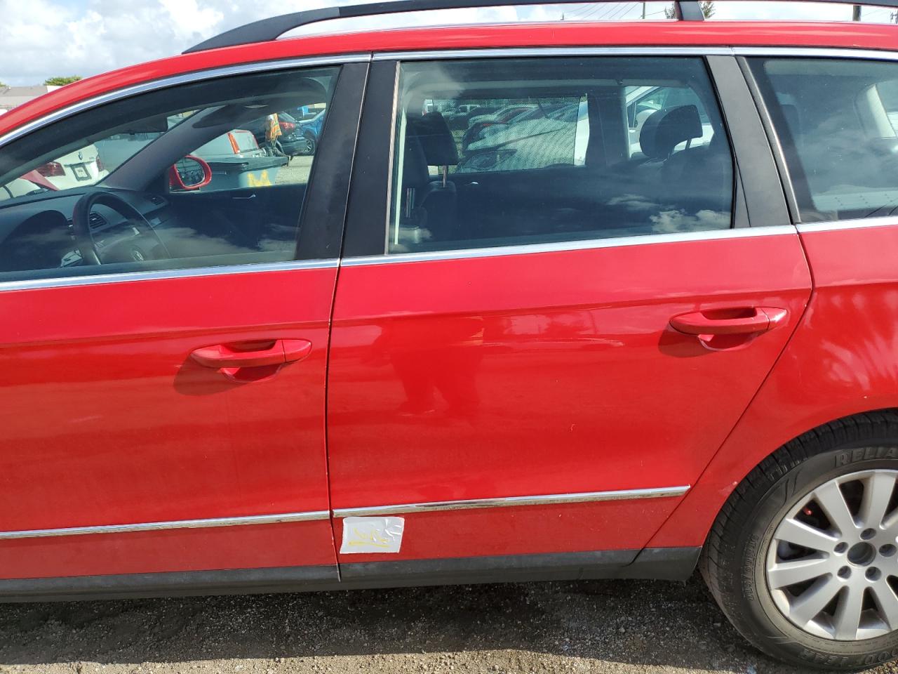 2008 Volkswagen Passat Wagon Turbo VIN: WVWXK73C38E153090 Lot: 62114004