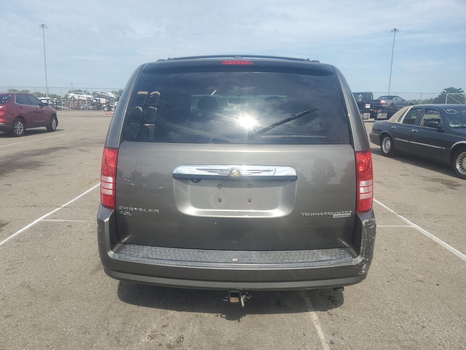 2A4RR8DX2AR368202 2010 Chrysler Town & Country Touring Plus