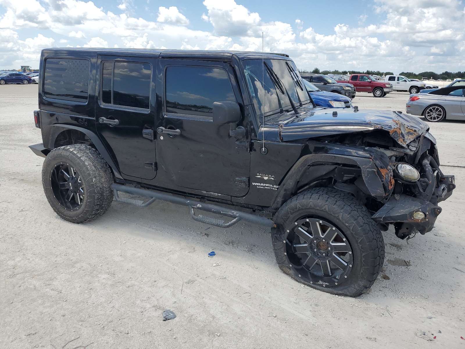 2017 Jeep Wrangler Unlimited Sahara vin: 1C4BJWEG4HL733807